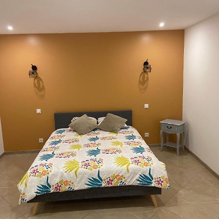 Appartement T3 Dans Une Villa Neuf Drap Bagian luar foto