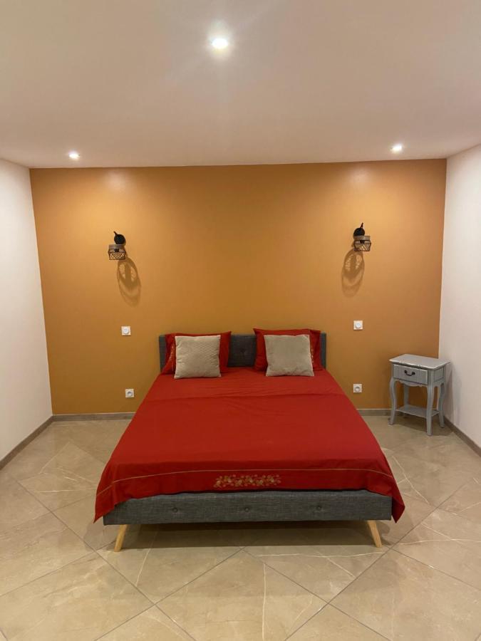 Appartement T3 Dans Une Villa Neuf Drap Bagian luar foto